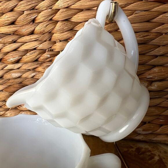 Milk Glass diamond print cream and sugar - Picture 2 of 7